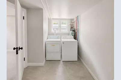 548 N Coumbus St W, Salt Lake City, UT 84103 - Photo 32
