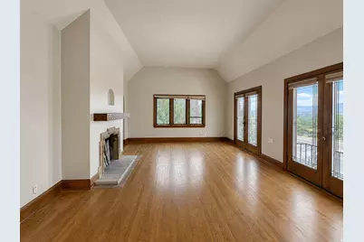 548 N Coumbus St W, Salt Lake City, UT 84103 - Photo 14