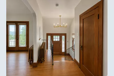 548 N Coumbus St W, Salt Lake City, UT 84103 - Photo 12