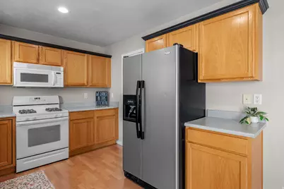3916 N Davencourt Loop, Lehi, UT 84048 - Photo 8