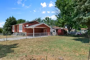 1352 W 2600 N, Clinton, UT 84015 - Photo 30