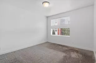 875 S Depot St, Clearfield, UT 84015 - Photo 10