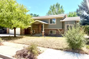 105 Cedar Dr, Vernal, UT 84078 - Photo 2