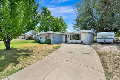 217 W 1425 N, Sunset, UT 84015 - Photo 2