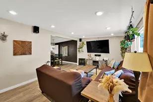 217 W 1425 N, Sunset, UT 84015 - Photo 4