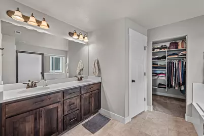 4904 W Yellow Topaz Dr, Herriman, UT 84096 - Photo 22