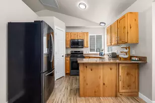 392 W Bricker Rd, Draper, UT 84020 - Photo 8