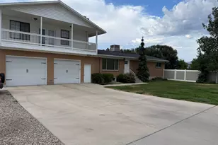 2394 W 700 S, Lehi, UT 84043 - Photo 1