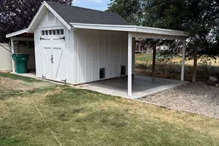 2394 W 700 S, Lehi, UT 84043 - Photo 14