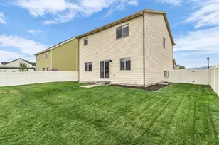 3350 N Flicker Dr, Eagle Mountain, UT 84005 - Photo 38