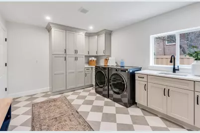 110 N Palisade Dr, Orem, UT 84097 - Photo 40