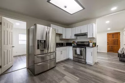 2916 W Lehi Dr, Salt Lake City, UT 84119 - Photo 4