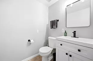 2011 N 225 E, Centerville, UT 84014 - Photo 22