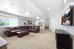 2011 N 225 E, Centerville, UT 84014 - Photo 24