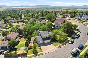 2011 N 225 E, Centerville, UT 84014 - Photo 48