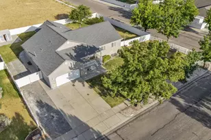 1077 N 690 E, Tooele, UT 84074 - Photo 50