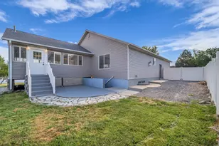 1077 N 690 E, Tooele, UT 84074 - Photo 36