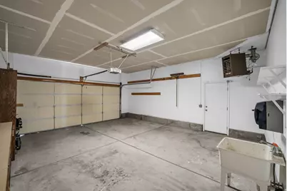 1077 N 690 E, Tooele, UT 84074 - Photo 34