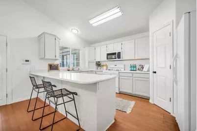 1077 N 690 E, Tooele, UT 84074 - Photo 10
