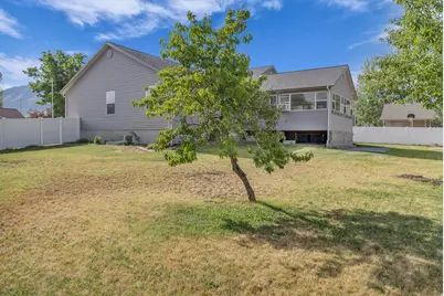 1077 N 690 E, Tooele, UT 84074 - Photo 38