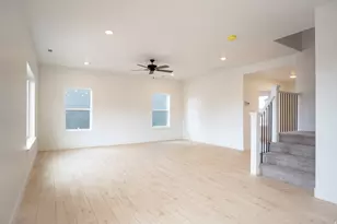 537 W 1850 N, Harrisville, UT 84404 - Photo 4