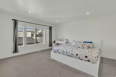 331 S 680 W, Centerville, UT 84014 - Photo 12