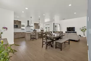 331 S 680 W, Centerville, UT 84014 - Photo 4
