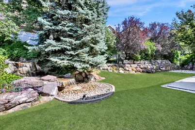 4433 S Devonshire Dr E, Bountiful, UT 84010 - Photo 22