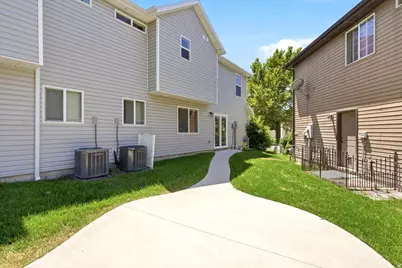 434 N 660 E, Ogden, UT 84404 - Photo 18