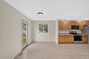 4877 W Quartz Valley Cir, Riverton, UT 84096 - Photo 6
