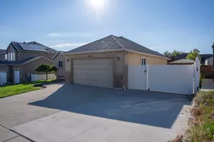 14349 S Crown Rose Dr, Herriman, UT 84096 - Photo 4