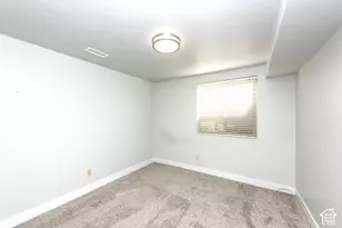 1025 Bristol Rd, Fruit Heights, UT 84037 - Photo 10