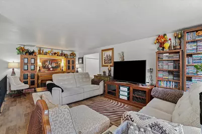 1025 Bristol Rd, Fruit Heights, UT 84037 - Photo 6