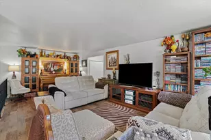 1025 Bristol Rd, Fruit Heights, UT 84037 - Photo 6