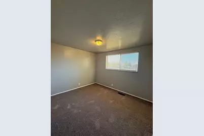 1962 W 4700 S, Roy, UT 84067 - Photo 8