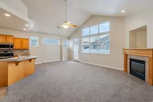 1533 W Homecoming Ave, South Jordan, UT 84095 - Photo 8