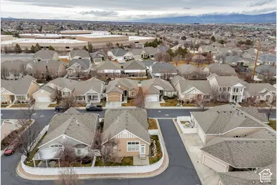 1533 W Homecoming Ave, South Jordan, UT 84095 - Photo 32
