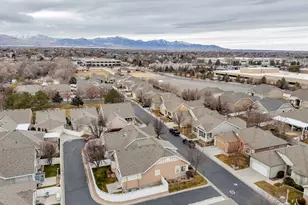 1533 W Homecoming Ave, South Jordan, UT 84095 - Photo 24