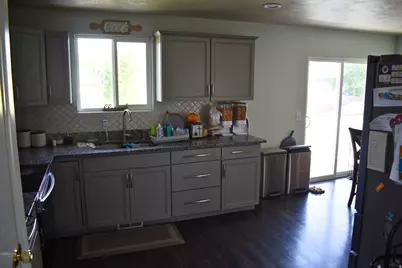 5259 W Bluebonnet Cir, West Jordan, UT 84084 - Photo 6