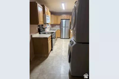 13160 S 300 E, Draper, UT 84020 - Photo 2