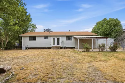 5276 S Huntington Cir, Taylorsville, UT 84129 - Photo 18