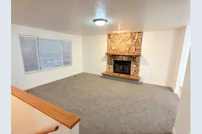 10753 S 895 E, Sandy, UT 84094 - Photo 10
