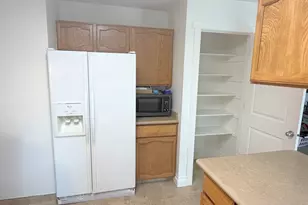 10753 S 895 E, Sandy, UT 84094 - Photo 6