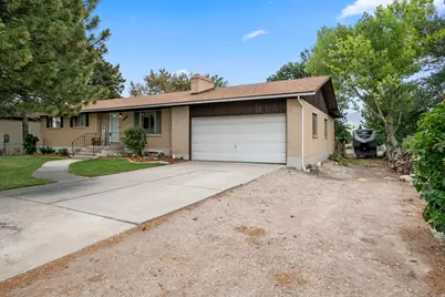 13333 S 2900 W, Riverton, UT 84065 - Photo 2