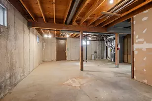 13333 S 2900 W, Riverton, UT 84065 - Photo 24