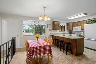 13333 S 2900 W, Riverton, UT 84065 - Photo 6
