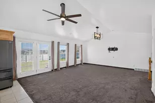 465 E 400 S, Centerfield, UT 84622 - Photo 10