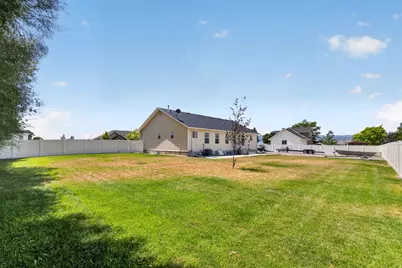 465 E 400 S, Centerfield, UT 84622 - Photo 42