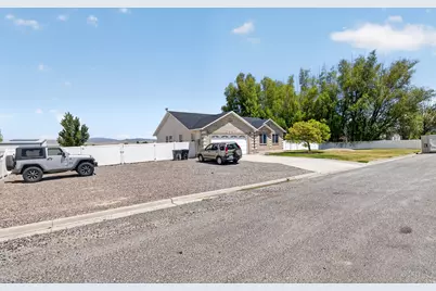 465 E 400 S, Centerfield, UT 84622 - Photo 56