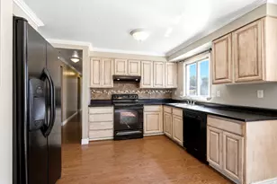 648 W 700 N, Clearfield, UT 84015 - Photo 6